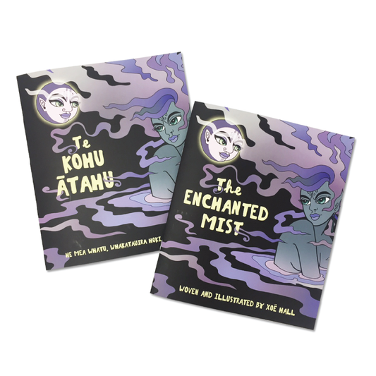 The Enchanted Mist - English and te reo Māori (2 Books)