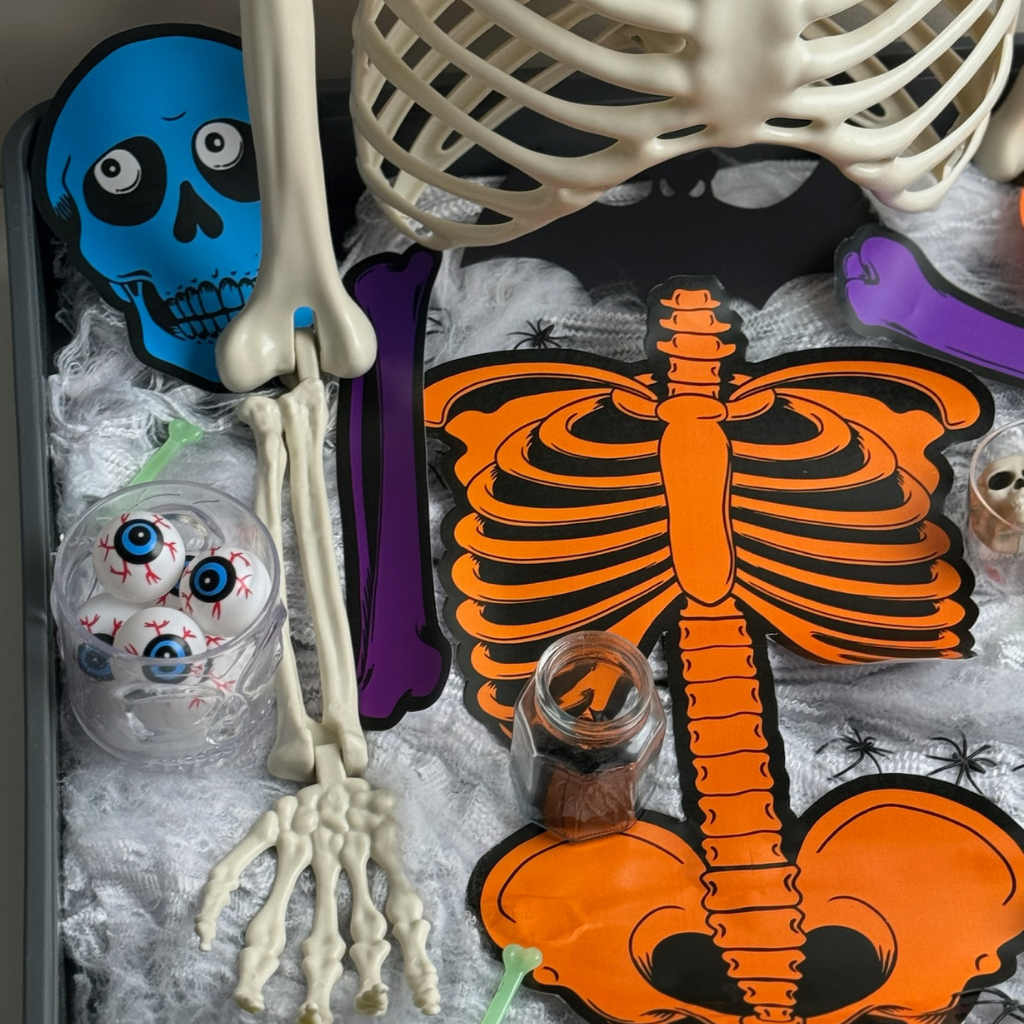 Mr Jitter Bones - Colour - Download