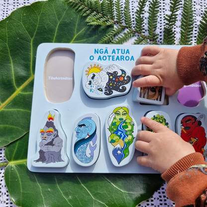 Ngā Atua o Aotearoa Wooden Puzzle