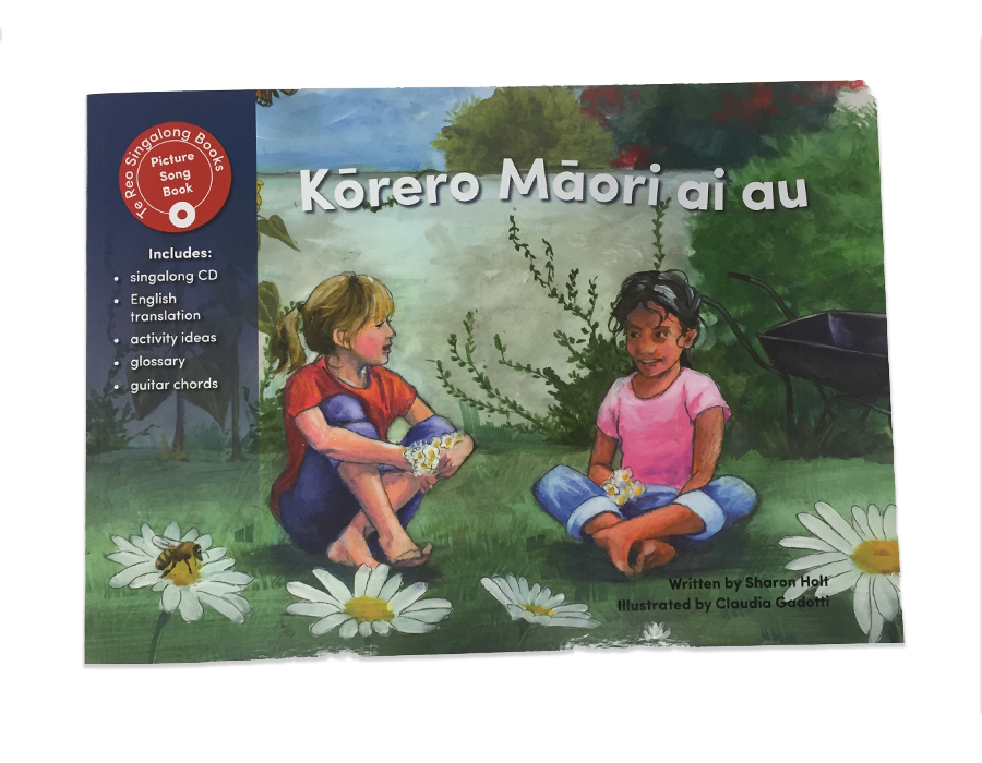 Kōrero Māori ai au - Sing-a-long book